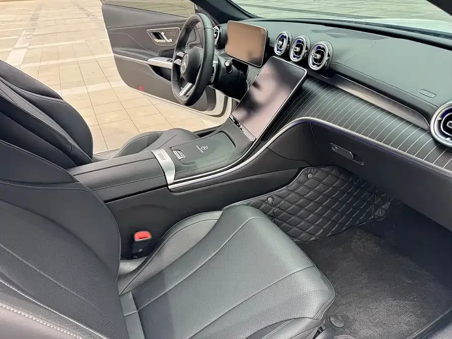 Mercedes-Benz CLE Mercedes-Benz CLE 2024 CLE 300 4MATIC Dynamic Coupe 2024 — миниатюра 3