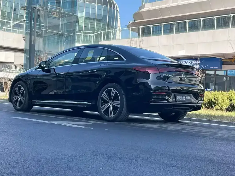 Mercedes-Benz EQE Mercedes-Benz EQE 2025 500 4MATIC Pioneer Edition 2025 — миниатюра 3