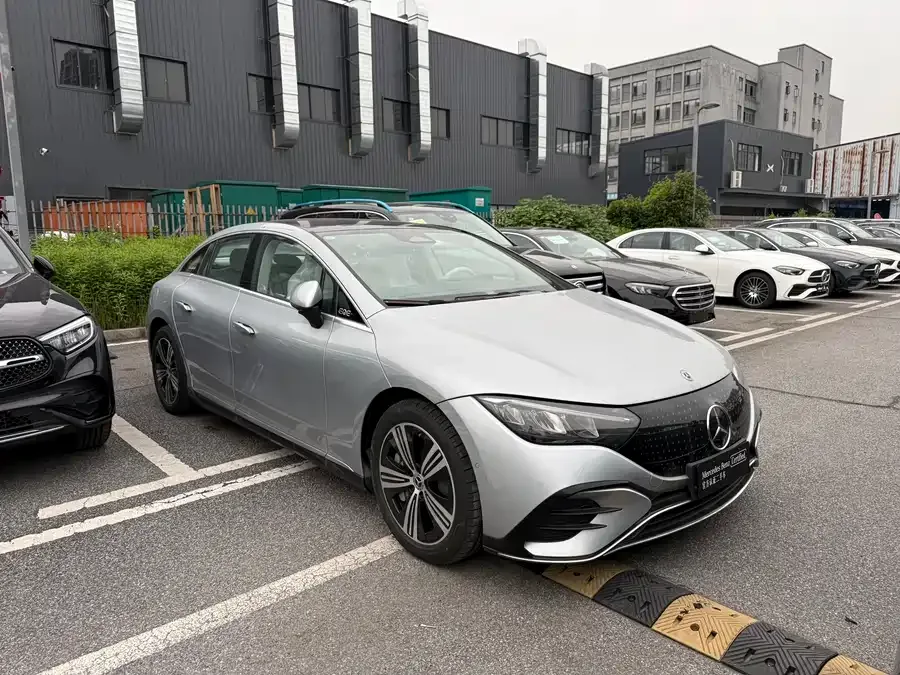Mercedes-Benz EQE Mercedes-Benz EQE 2025 500 4MATIC Pioneer Edition 2025 — миниатюра 5