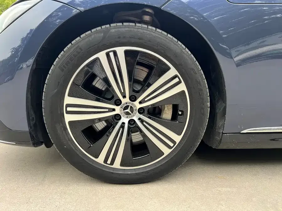 Mercedes-Benz EQE Mercedes-Benz EQE 2022 350 Luxury Edition 2024 — миниатюра 4