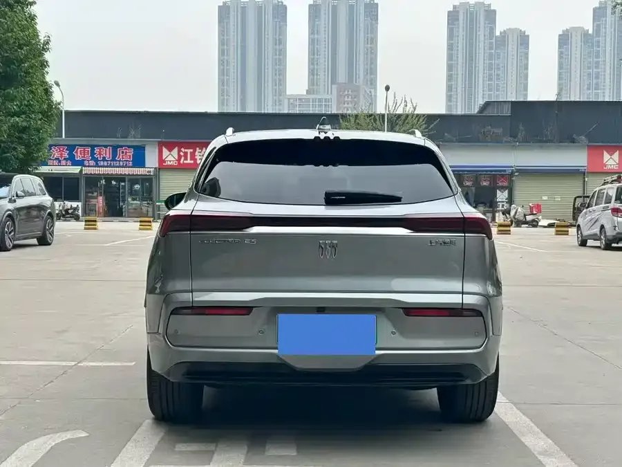 Buick E5 2025 620KM Premium Edition 2025 — миниатюра 5