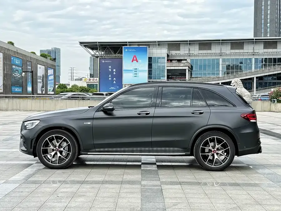 Mercedes-Benz GLC AMG Mercedes-Benz GLC AMG 2022 AMG GLC 43 4MATIC 2022 — миниатюра 2