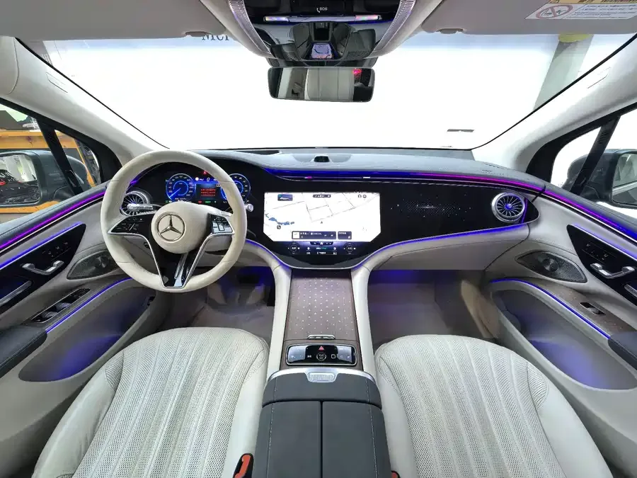 Mercedes-Benz EQS SUV Mercedes-Benz EQS SUV 2023 450 4MATIC Luxury Edition 2025 — миниатюра 4