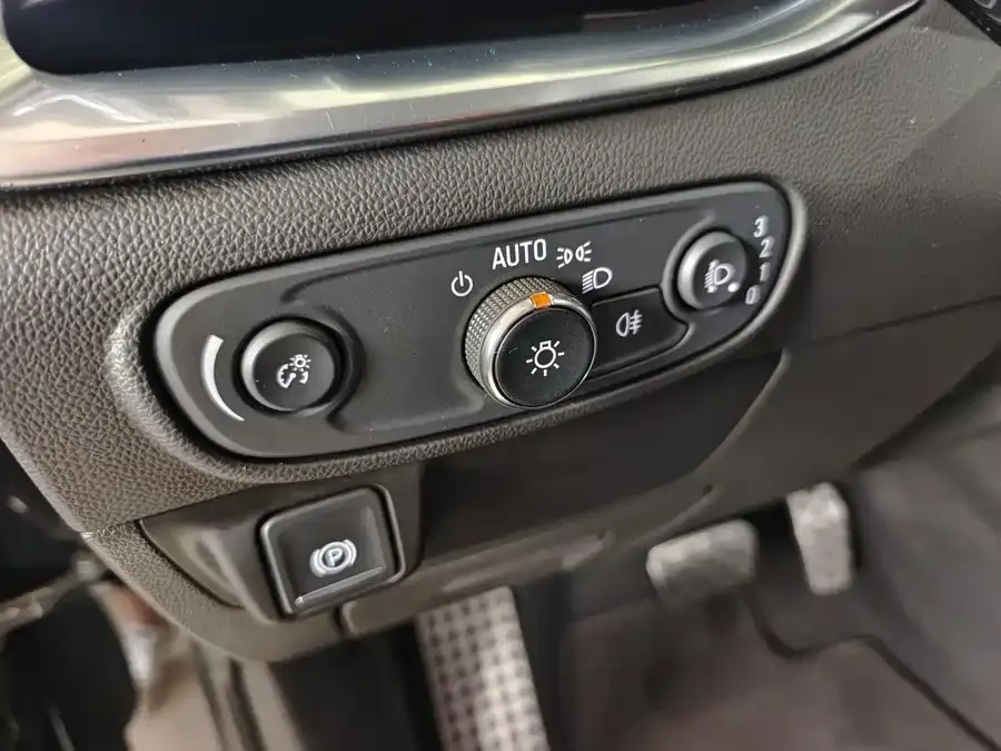 Buick Envision 2020 Angkeqi 28T 4WD Premium Edition 2022 — миниатюра 3