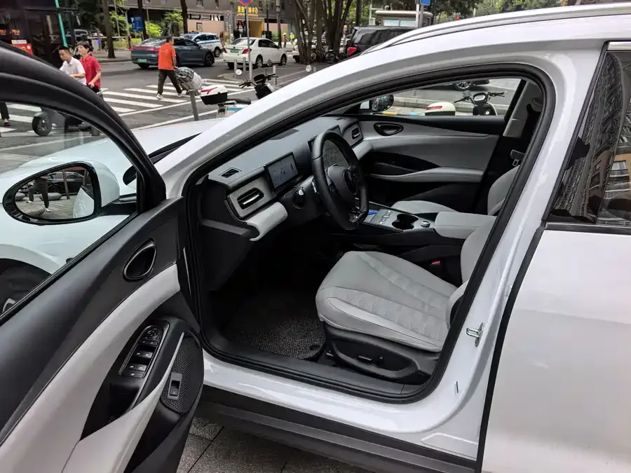 BYD Seal 06 DM-i Travel Edition Seal 06 DM-i Touring Edition 2025 DM-i 150KM Flagship Model 2025 — миниатюра 2