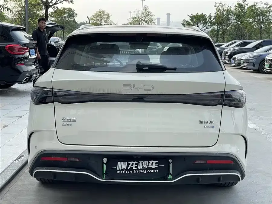 BYD Seal 06 DM-i Travel Edition Seal 06 DM-i Touring Edition 2025 DM-i 150KM Flagship Model 2025 — миниатюра 5