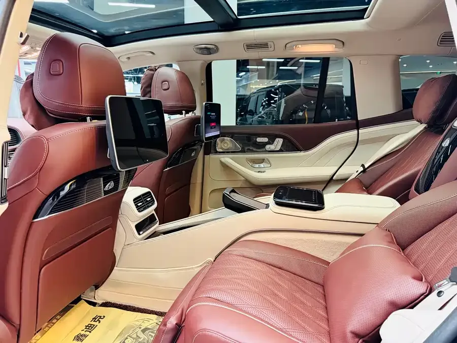 Mercedes-Benz Maybach GLS Maybach GLS 2025 GLS 600 4MATIC Midnight Edition 2025 — миниатюра 3
