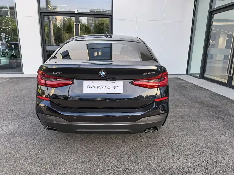 BMW 6 Series GT 2022 630i M Sport Package 2023 — миниатюра 3