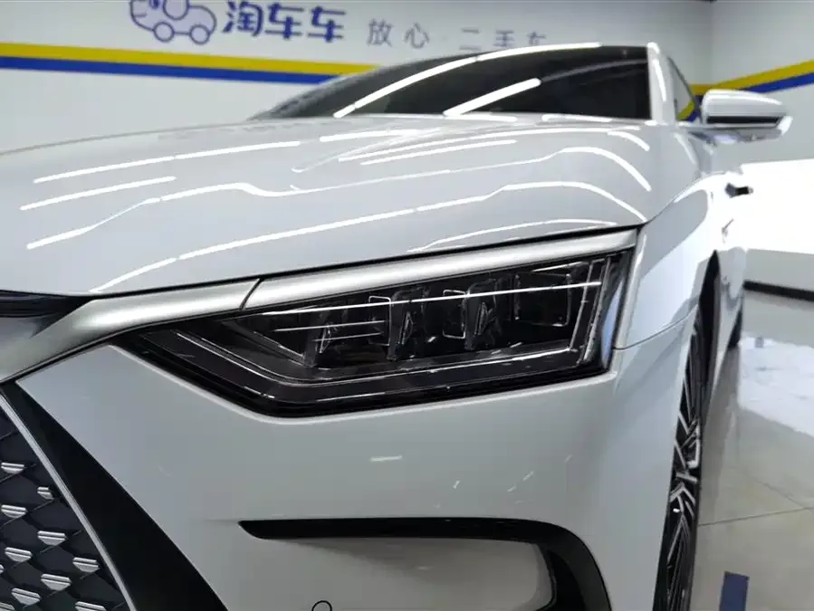 BYD Second-hand Han 2022 DM-i 121KM Premium Edition 2023 — миниатюра 5