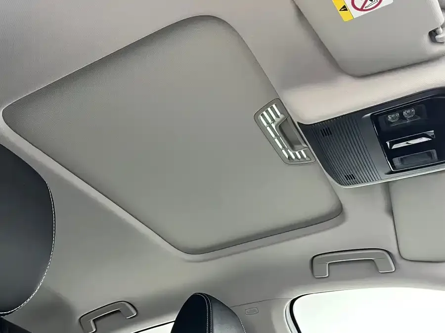 Skoda Octavia Octavia 2023 facelift PRO TSI280 Premium Edition 2024 — миниатюра 4