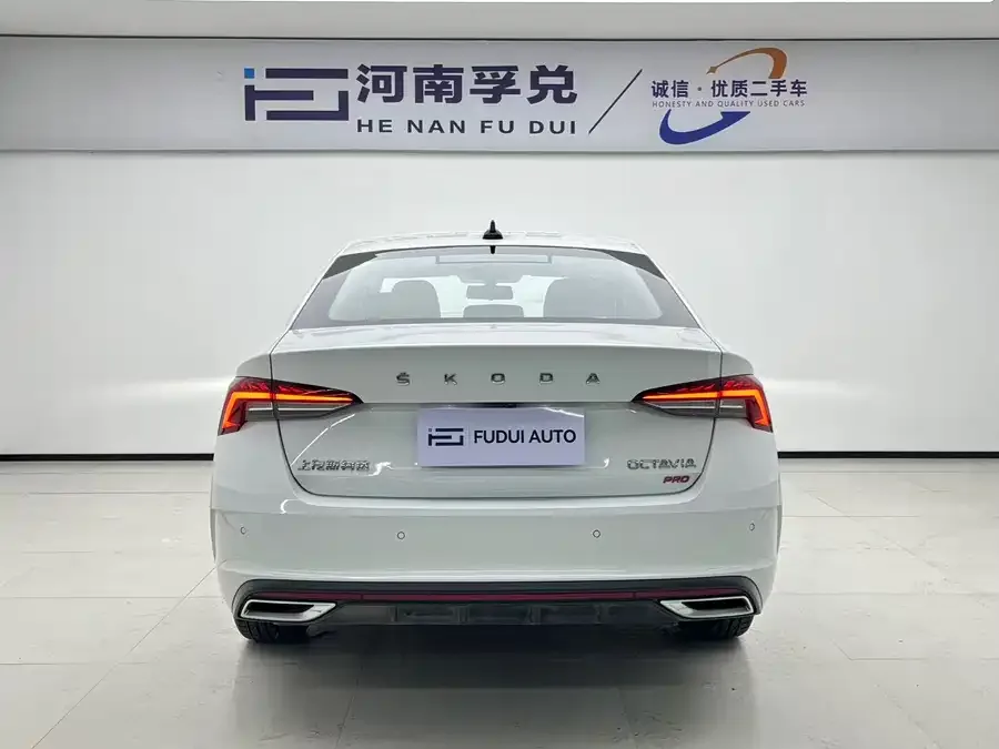 Skoda Octavia Octavia 2023 facelift PRO TSI280 Premium Edition 2024 — миниатюра 5