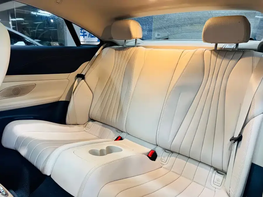 Mercedes-Benz E-Class Mercedes-Benz E-Class (Imported) 2023 E 260 Coupe 2023 — миниатюра 3