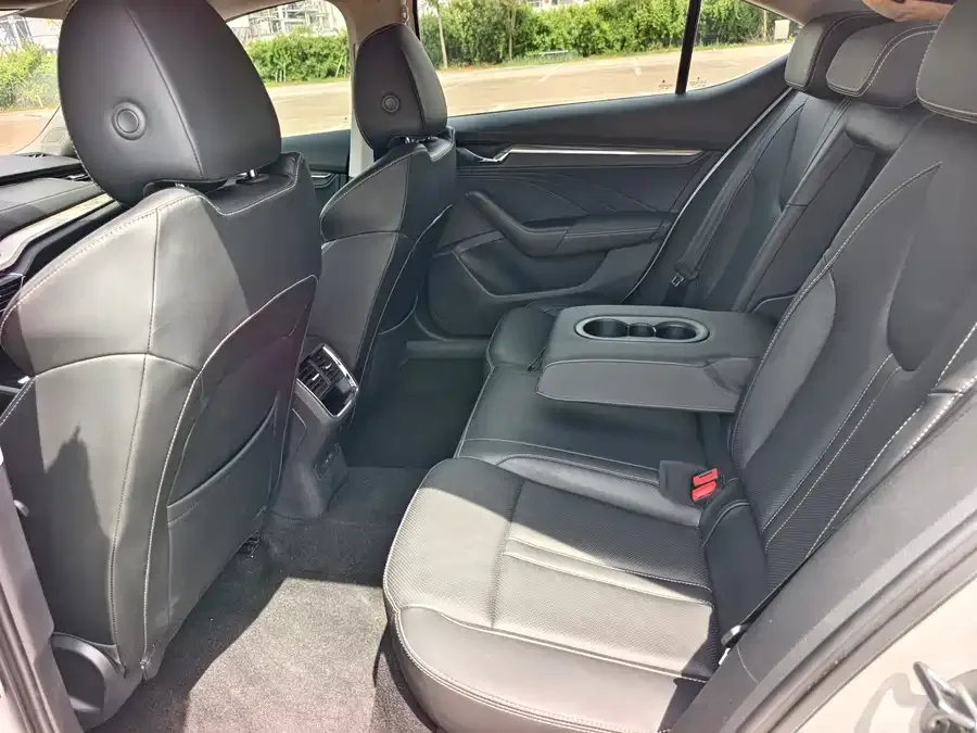 Skoda Octavia Octavia 2022 PRO TSI280 Luxury Edition 2022 — миниатюра 3