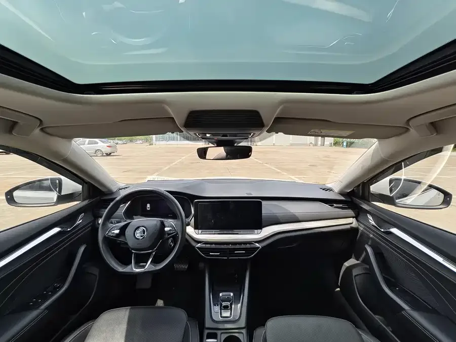 Skoda Octavia Octavia 2022 PRO TSI280 Luxury Edition 2022 — миниатюра 5