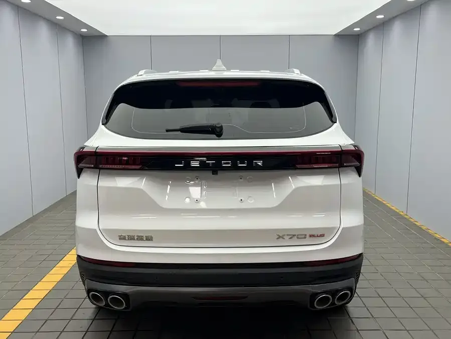 Jetour X70 Plus JETOUR X70 PLUS 2023 1.5T DCT Brave PLUS 5-seater 2023 — миниатюра 2
