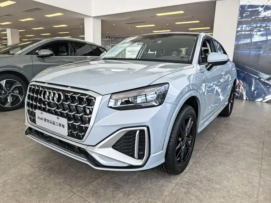 Audi Q2L 2025 35TFSI Progressive Dynamic Edition 2026 — фото 1, купить с доставкой в Москву