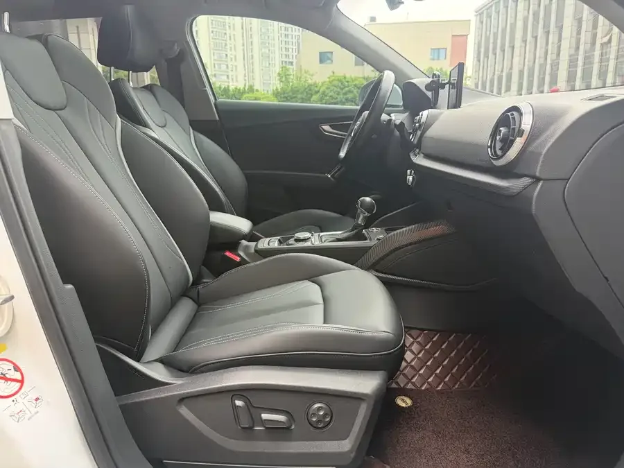 Audi Q2L 2024 35TFSI Fashion Dynamic Edition 2025 — миниатюра 4