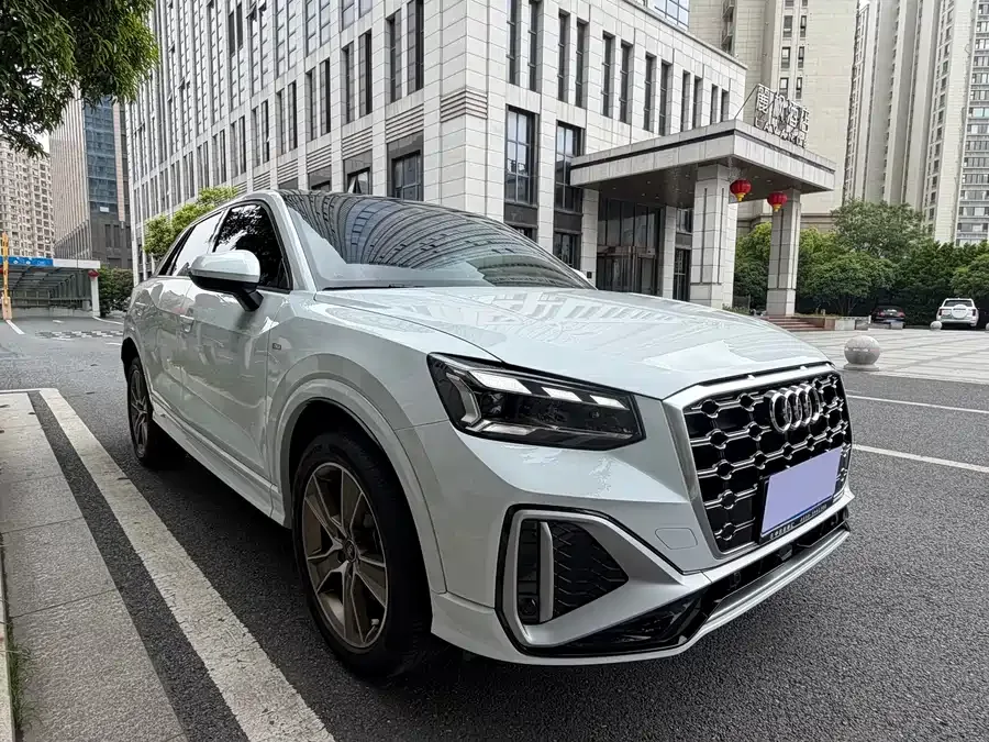 Audi Q2L 2024 35TFSI Fashion Dynamic Edition 2025 — миниатюра 5
