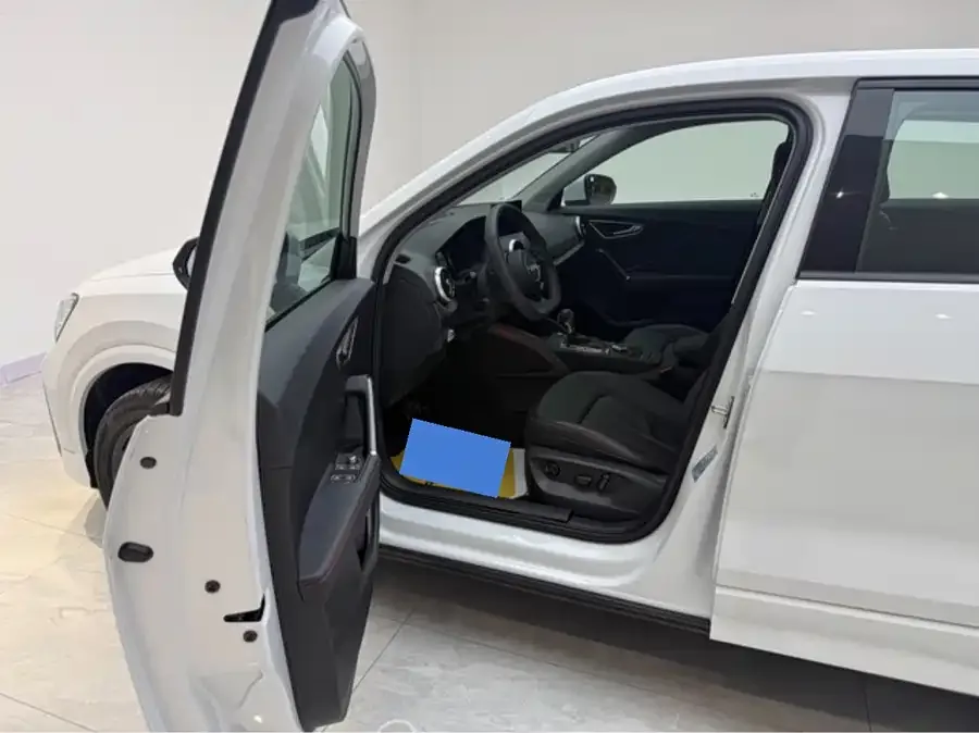 Audi Q2L 2024 35TFSI Progressive Dynamic Edition 2024 — миниатюра 3