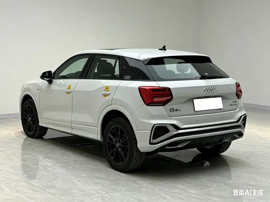 Audi Q2L 2024 35TFSI Progressive Dynamic Edition 2024 — миниатюра 5