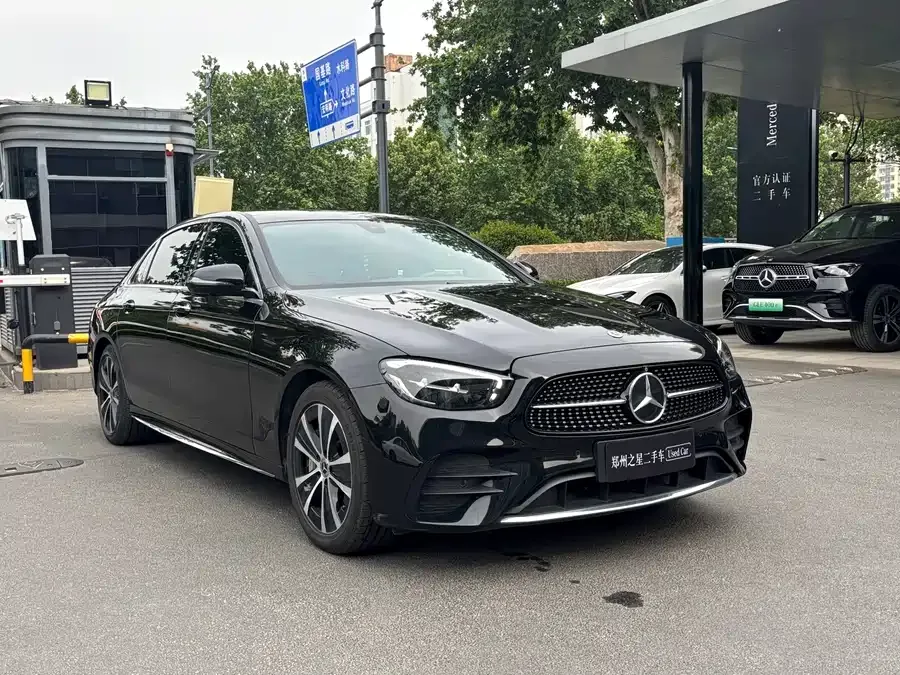 Mercedes-Benz E-class new energy Mercedes-Benz E-Class New Energy 2022 Model E 350 e L Plug-in Hybrid Sports Sedan 2022 — миниатюра 2