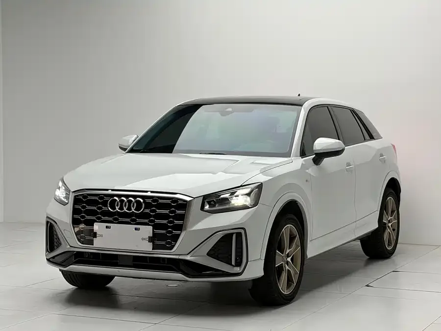 Audi Q2L 2023