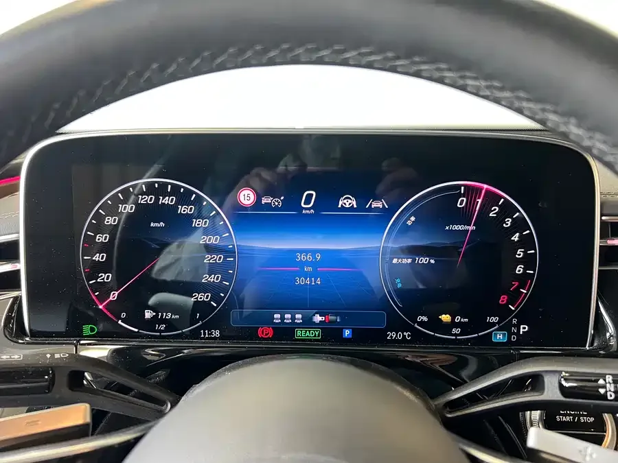 Mercedes-Benz E-class new energy Mercedes-Benz E-Class New Energy 2024 E 350 e L Plug-in Hybrid Sedan 2024 — миниатюра 3
