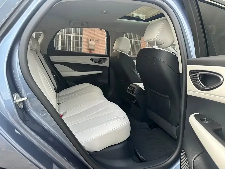 BYD seal 05 DM-i Seal 05 DM-i 2025 DM-i Intelligent Driving Edition 120KM Flagship Model 2025 — миниатюра 4