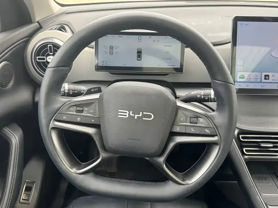 BYD Sea Lion 05 DM-i Sea Lion 05 DM-i 2025 DM-i Intelligent Driving Edition 115KM Premium Edition 2026 — миниатюра 4