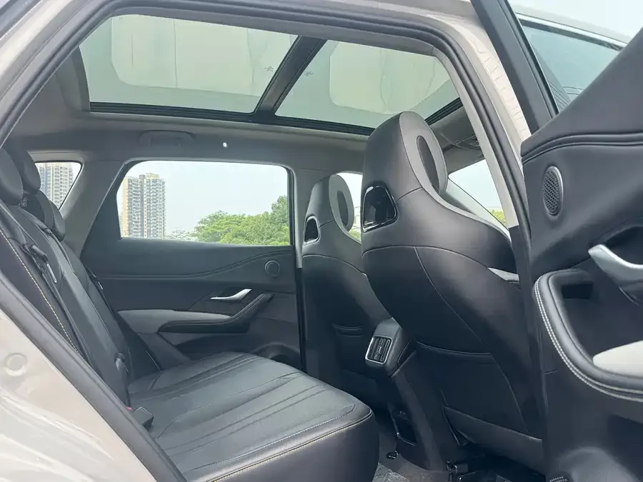 BYD Sea Lion 05 DM-i Sea Lion 05 DM-i 2025 DM-i Intelligent Driving Edition 115KM Premium Edition 2026 — миниатюра 5