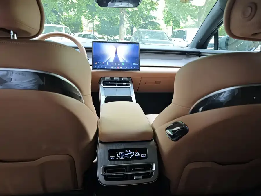 BYD Han L Han L 2025 DM-p 4WD LiDAR Flagship Model 2025 — миниатюра 2