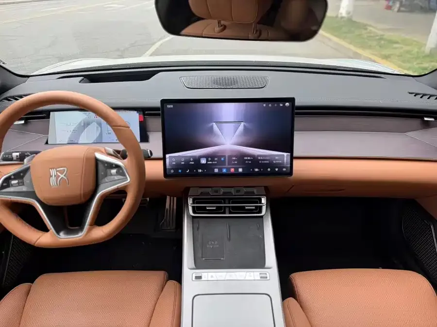 BYD Han L Han L 2025 EV Four-wheel Drive LiDAR Flagship Model 2025 — миниатюра 2
