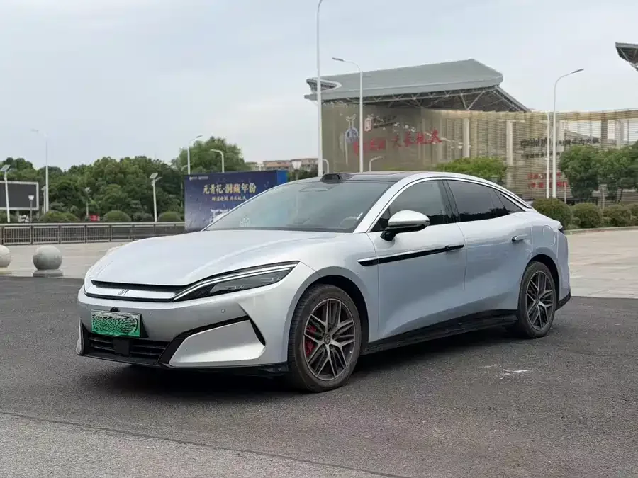 BYD Han L 2025
