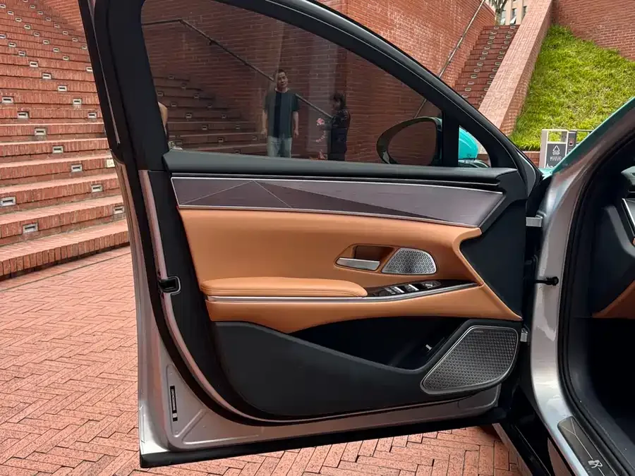 BYD Han L Han L 2025 EV Four-wheel Drive LiDAR Flagship Model 2025 — миниатюра 4