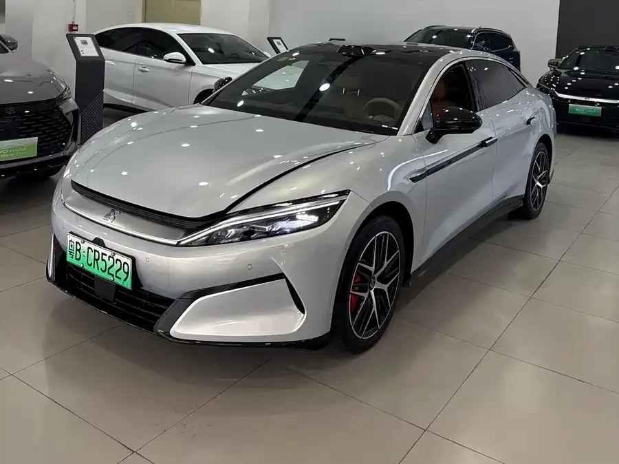 BYD Han L 2025