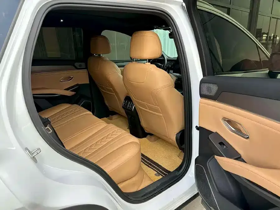 BYD Song L DM-i Song L DM-i 2024 160km Surpassing Edition 2024 — миниатюра 3