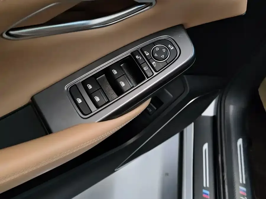 BYD Song L DM-i Song L DM-i 2024 160km Surpassing Edition 2025 — миниатюра 4