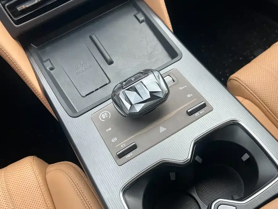 BYD Song L DM-i Song L DM-i 2024 160km Excellence Edition 2024 — миниатюра 5
