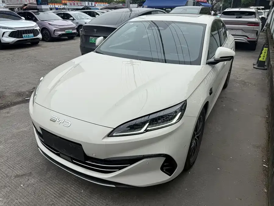 BYD Seal 06 2025