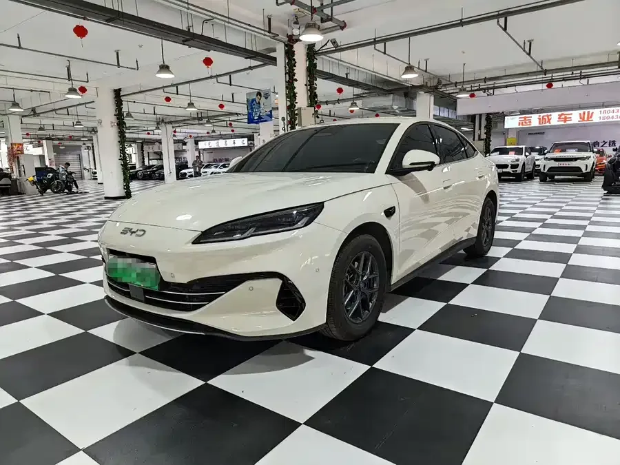 BYD Seal 06 2025