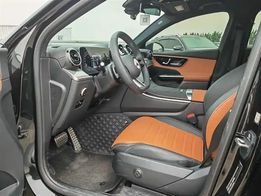 Mercedes-Benz GLC Coupe 2026 Mercedes-Benz GLC Coupe, GLC 260 4MATIC Coupe SUV 2026 — миниатюра 4