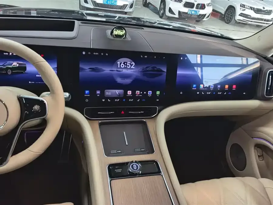 AITO M9 Wenjie M9 2025 Pure Electric Ultra Edition 100kWh 6-Seat Version (192-line LiDAR) 2025 — миниатюра 4