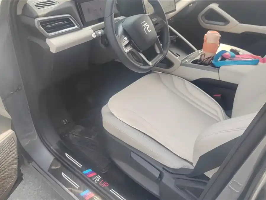 BYD Yuan Up Yuan UP 2025 Smart Driving Edition 401KM Vitality Edition 2026 — миниатюра 3