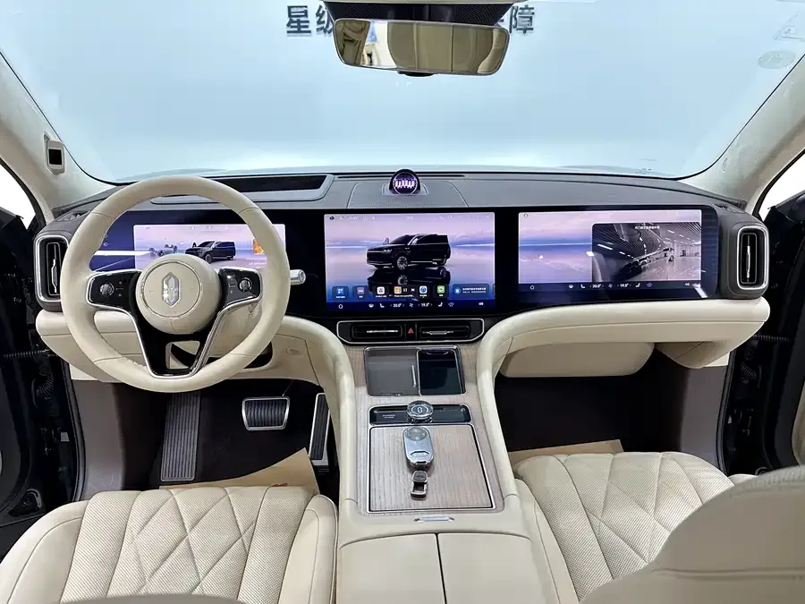 AITO M9 M9 2024 Extended Range Ultra Edition 52kWh 6-seater Edition 2024 — миниатюра 3