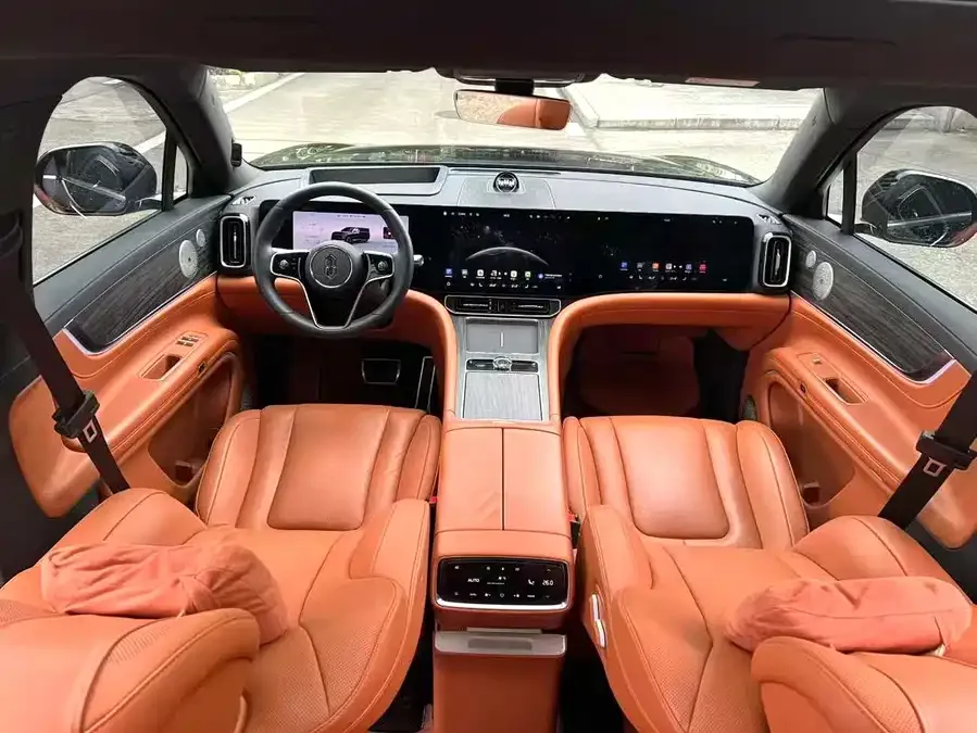 AITO M9 Wenjie M9 2024 Extended Range Max Edition 42kWh 6-seater Edition 2024 — миниатюра 3
