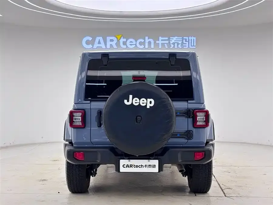 Jeep Wrangler Wrangler 2022 2.0T Highland Four-Door Edition 2023 — миниатюра 3