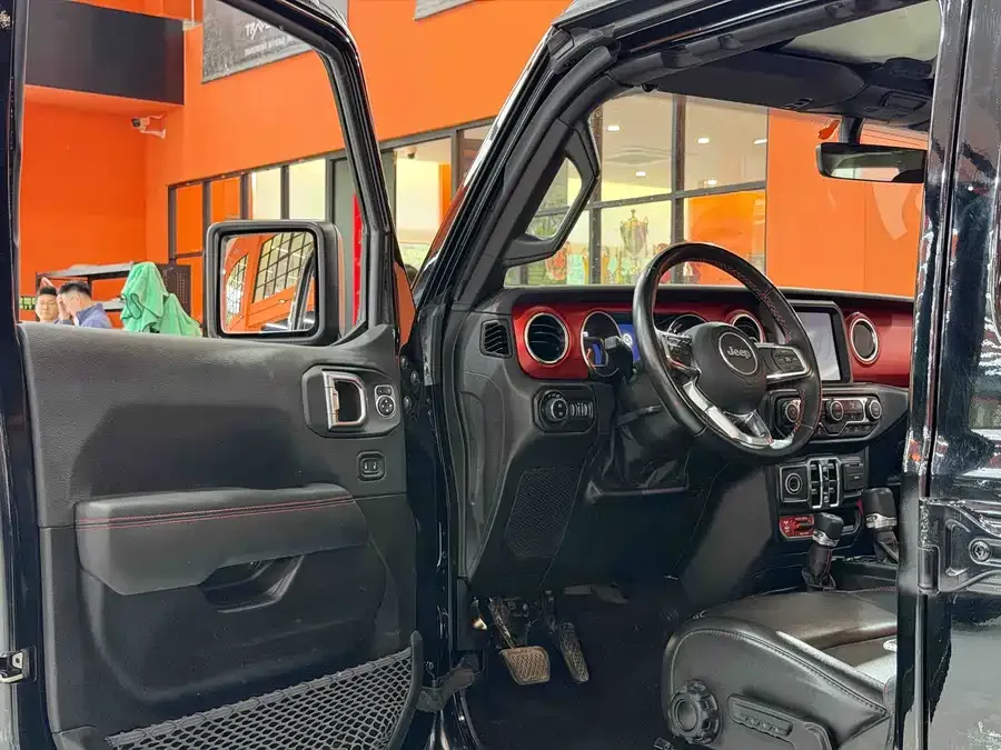 Jeep Wrangler Wrangler 2021 2.0T Robin Hood Four-Door Edition 2024 — миниатюра 3