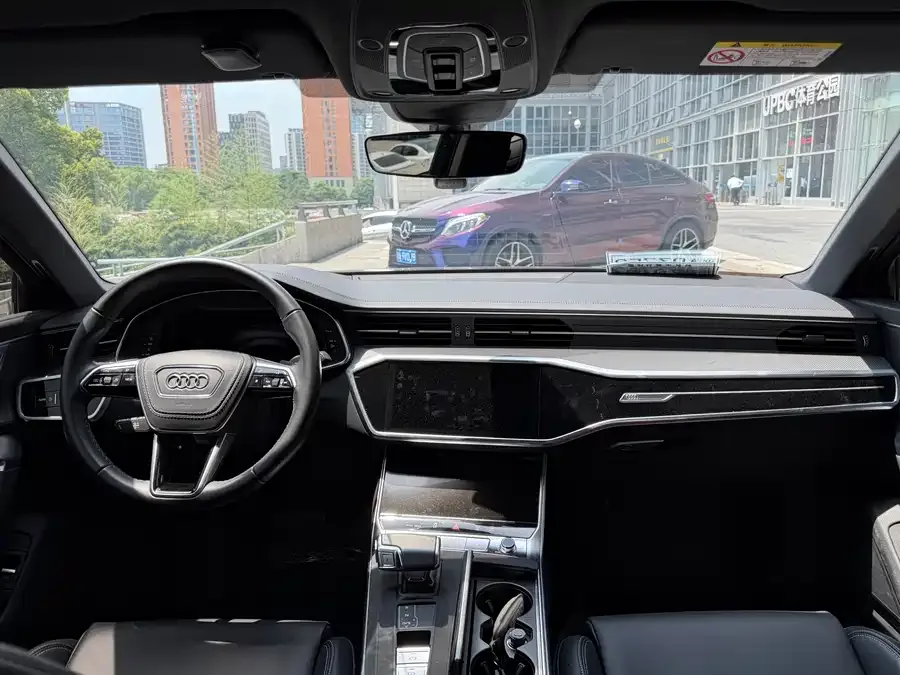 Audi A6L 2025 45 TFSI quattro Selected Dynamic Edition 2025 — миниатюра 3