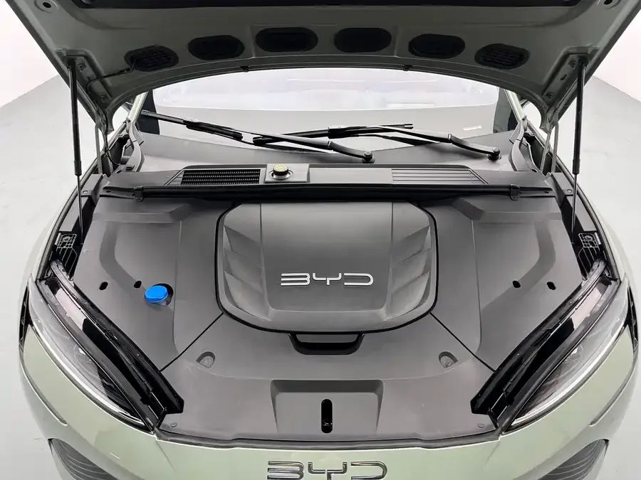 BYD Seal Haibao 2022 700km long-range rear-wheel drive version 2023 — миниатюра 3