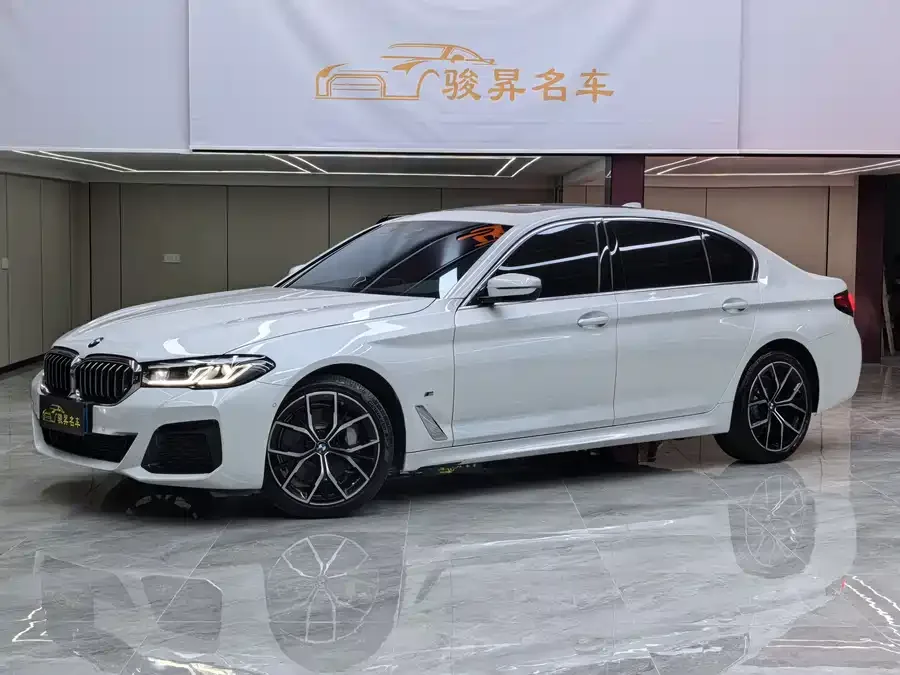 BMW 5 Series 2022